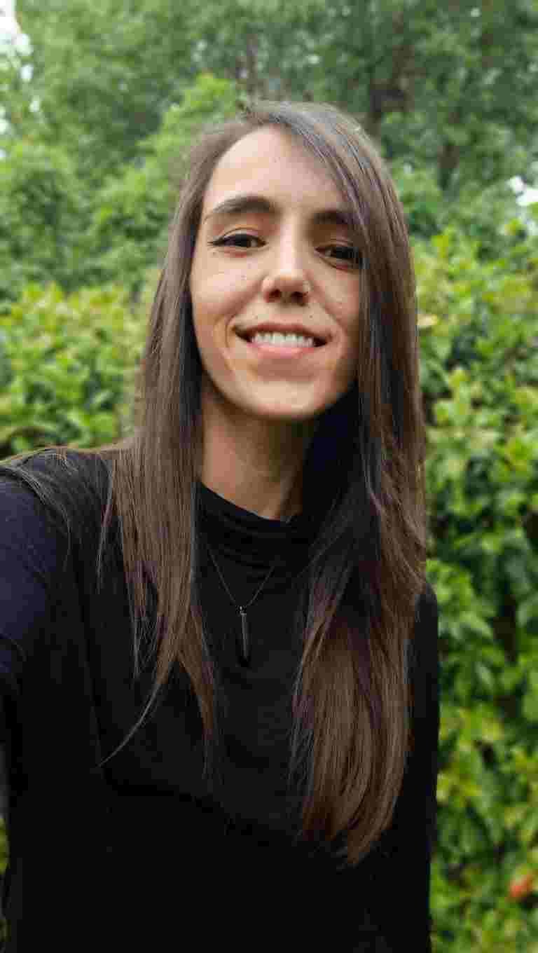 Desireé Vásquez, Diseño y redes en DOKAI SEO